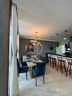 Casa Para Alugar com 3 quartos 1 suítes no bairro Praia do Francês
