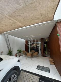 Casa Para Alugar com 3 quartos 1 suítes no bairro Praia do Francês