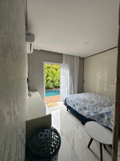 Casa Para Alugar com 3 quartos 1 suítes no bairro Praia do Francês