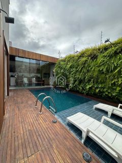 Casa Para Alugar com 3 quartos 1 suítes no bairro Praia do Francês
