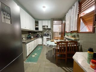 Casa 4/4 condomínio pé na areia Maceió