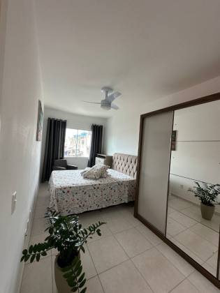 Conforto e Brisa do Mar: Apartamento Nascente com 2 Quartos a 300m da Praia