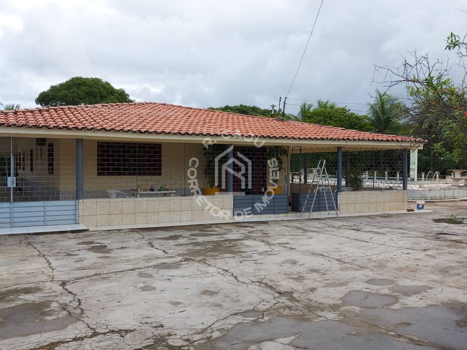 Casa Para Vender com 5 quartos com suítes na ilha de  Santa Rita