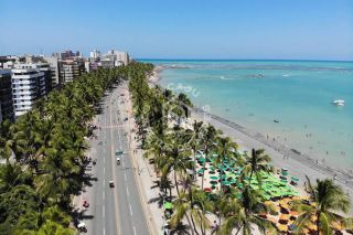 Apartamento Para Vender com 1 quarto Mobiliado no bairro Jatiúca em Maceió