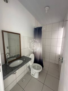 Casa à Venda no Condomínio Lagos do Francês com Conforto e Segurança