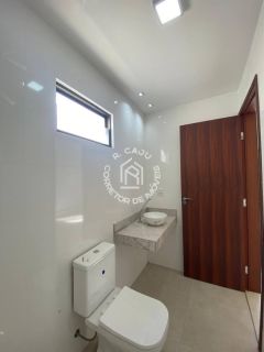 Oportunidade  – Casa com 3 Quartos, Piscina e Garagem