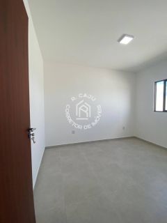 Oportunidade  – Casa com 3 Quartos, Piscina e Garagem