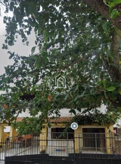 OPORTUNIDADE !  Casa Para Vender com 5 quartos sendo 4 suítes  em Maceió