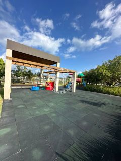 OPORTUNIDADE ! Casa de Condomínio Para Vender com 4 quartos 4 suítes