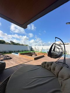 OPORTUNIDADE ! Casa de Condomínio Para Vender com 4 quartos 4 suítes