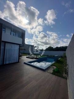 OPORTUNIDADE ! Casa de Condomínio Para Vender com 4 quartos 4 suítes