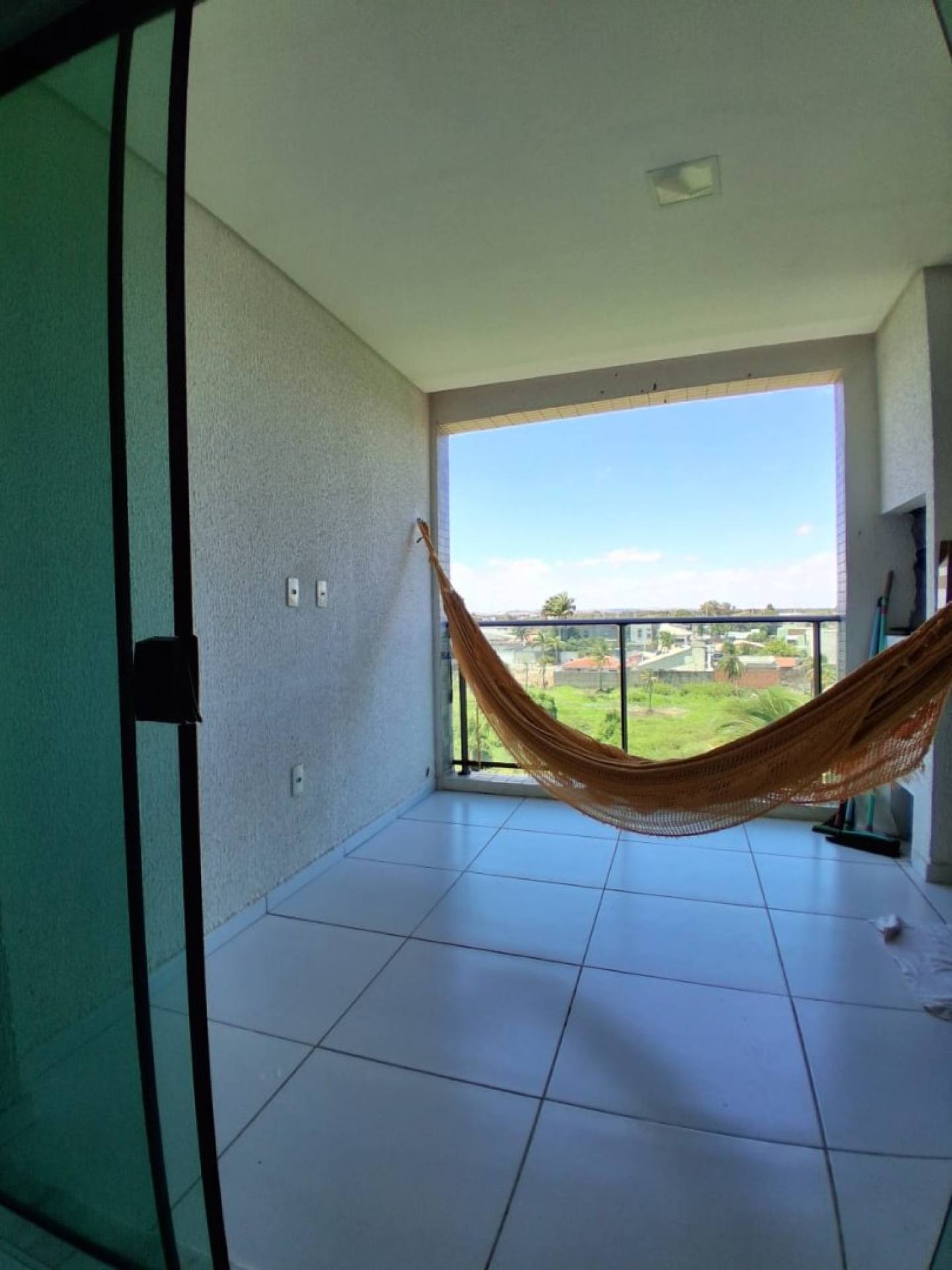 Apartamento 2/4 a venda na Praia do Francês