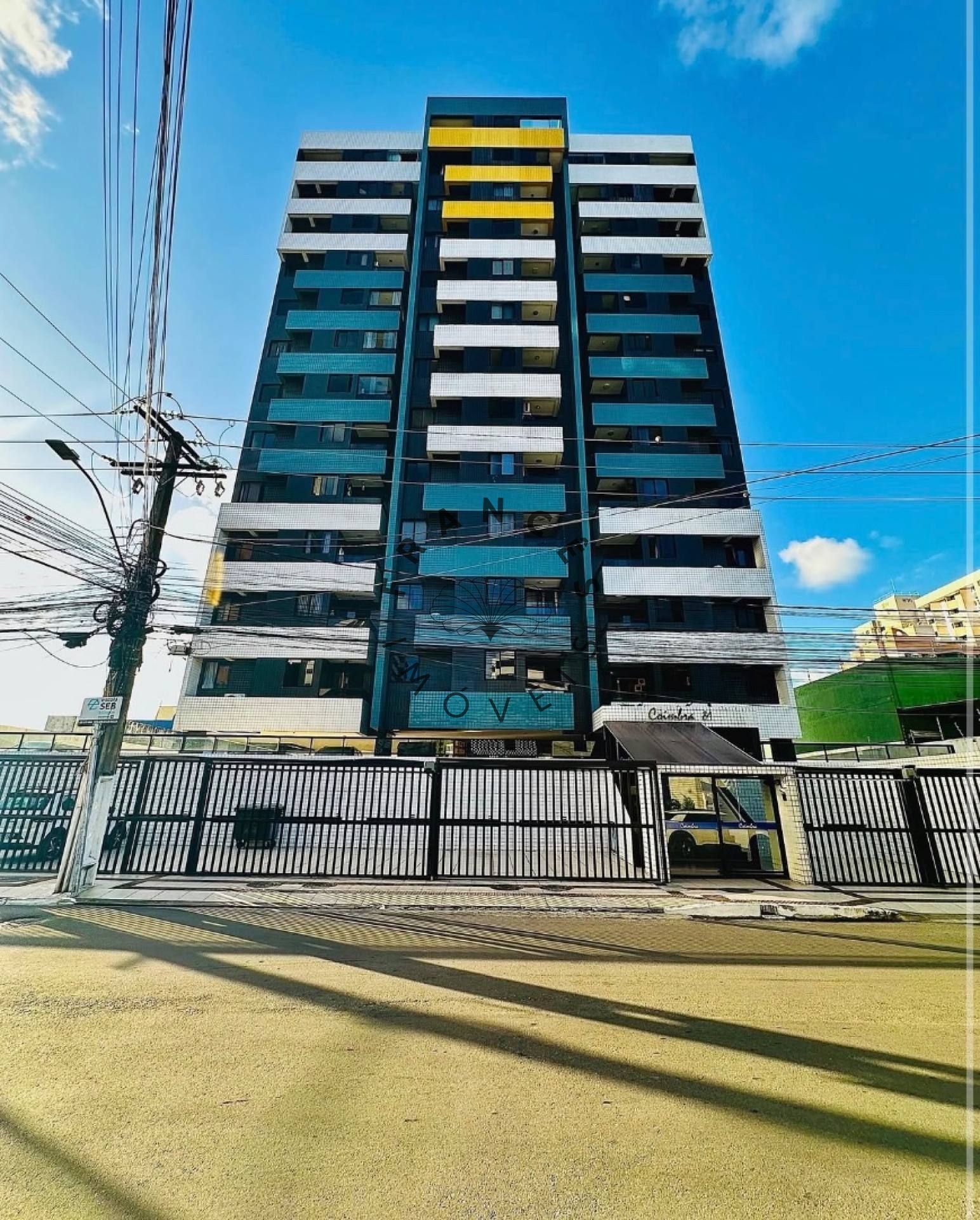 Apartamento a venda na ponta verde