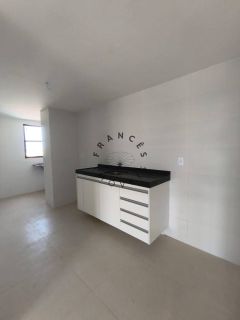 Apartamento Novo de 2 Quartos com Varanda e Piso em Porcelanato no Residencial Camurupim | Praia do Francês