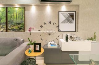 Apartamento pé na areia com 2 quartos e 1 suíte em Maceió