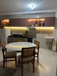 Apartamento Para Alugar com 2 quartos na Praia do Francês, perto de tudo