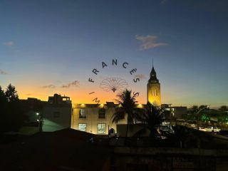 Apartamento Para Alugar com 2 quartos na Praia do Francês, perto de tudo