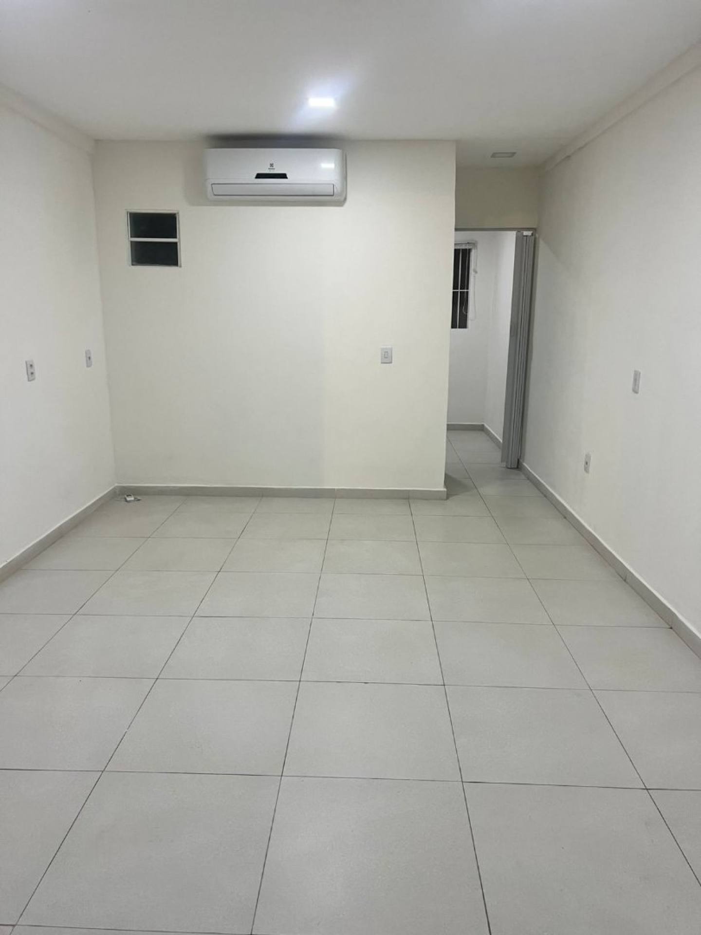 LOJA PARA ALUGUEL PRAIA DO FRANCES