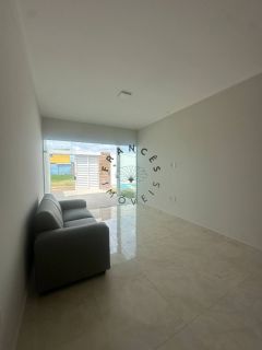 Casa Nascente com 2 Quartos (1 Suíte) no Trevo do Francês