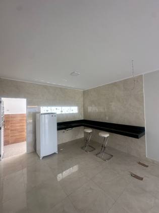 Casa com Piscina à Venda na Praia do Francês