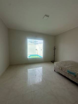 Casa com Piscina à Venda na Praia do Francês