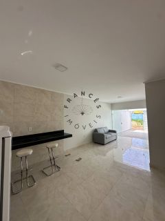 Casa Nascente com 2 Quartos (1 Suíte) no Trevo do Francês