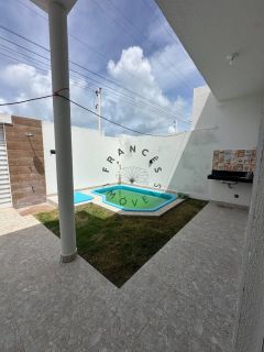Casa Nascente com 2 Quartos (1 Suíte) no Trevo do Francês