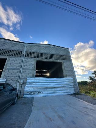 Aluguel de Galpões Comerciais na Massagueira – Excelentes Metragens e Localização Estratégica!