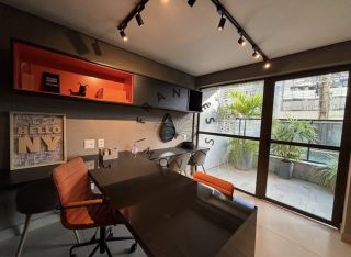 Apartamento Para Vender com 2 quartos / Ponta verde em Maceió