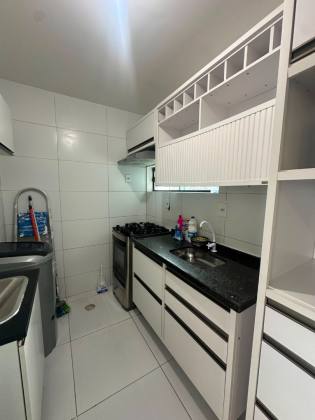 Apartamento Para Alugar com 2 quartos  Praia do Francês
