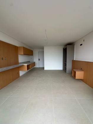 ZOE STUDIO MOBILIADO
