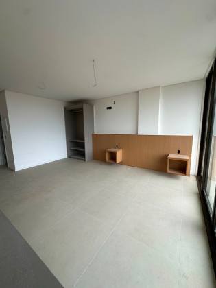 ZOE STUDIO MOBILIADO