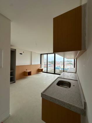 ZOE STUDIO MOBILIADO