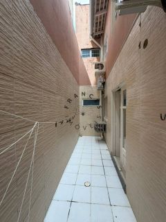 Apartamento com 2 Suítes a 100m da orla do Francês | Porteira Fechada