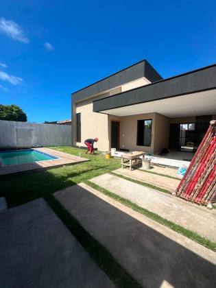 Casa Térrea Nova na Praia do Francês