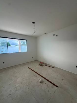 Casa de 150m² em Lote Raro de 450m² na Praia do Francês – Espaço e Lazer Únicos!