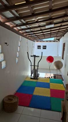 Casa  4 quartos c/2 suites
