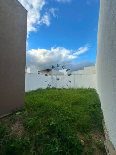 Casa Moderna de 3 Quartos (1 Suíte) em Rua Calçada na Praia do Francês | Amplo Quintal por R$ 550.000,00