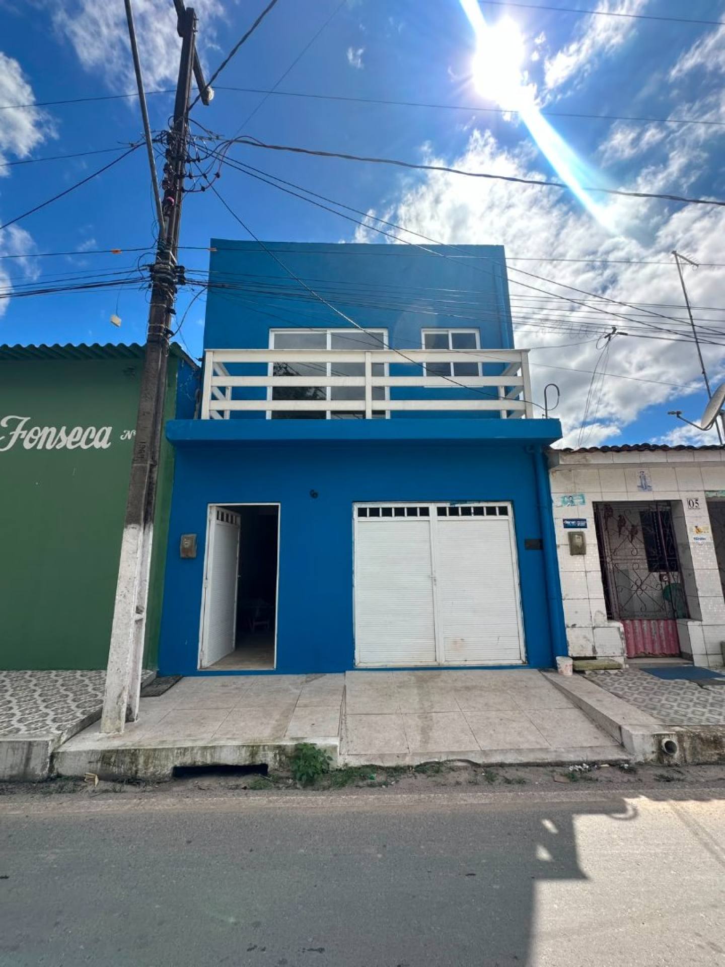Oportunidade Única em Marechal Deodoro: Prédio Comercial e Residencial no Bairro Poeira