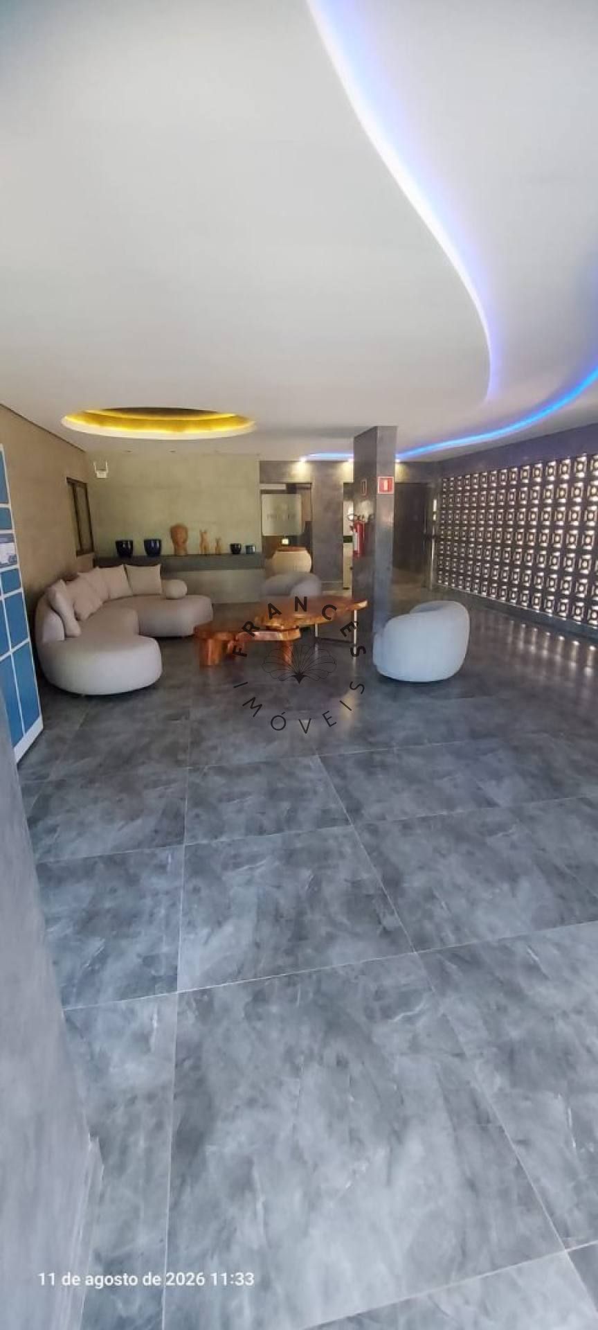 Apartamento de 70 m² com 2 Quartos e 2 Vagas no Edifício Prestige