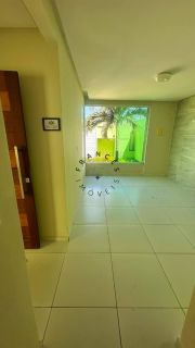 Casa Reformada para Aluguel no Via Mares