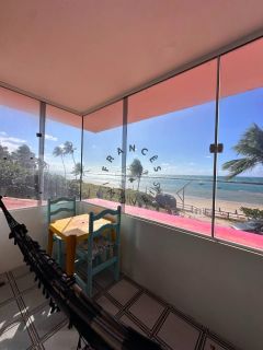 Pousada Pé na Areia com Café da Manhã e Barraca de Praia