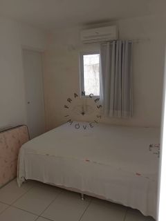 Casa em condomínio fechado com vista para o lago