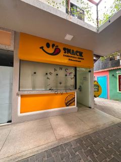 Ponto comercial em galeria na Praia do Francês