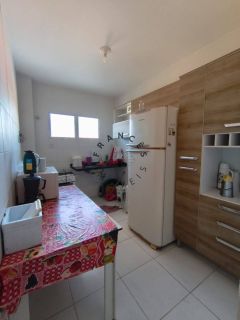 Apartamento confortável  a venda no condomínio recanto dos coqueirais