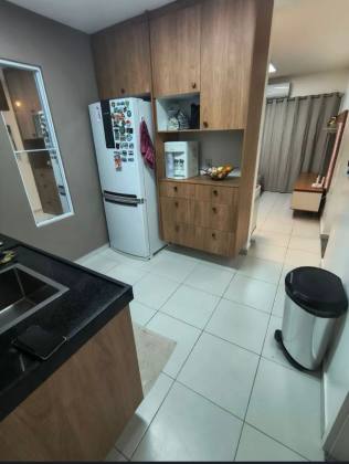 Casa Reformada à Venda no Condomínio Lagos do Francês