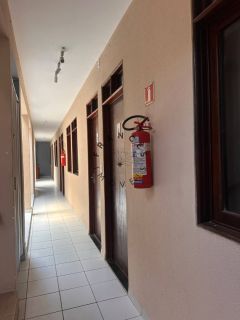 Ativo Comercial Prime na Rua La Rue – Pousada + 10 Lojas na Praia do Francês