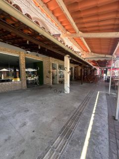 Ativo Comercial Prime na Rua La Rue – Pousada + 10 Lojas na Praia do Francês