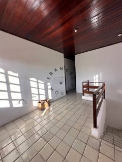 Casa Espaçosa com Área de Lazer Completa na Praia do Francês