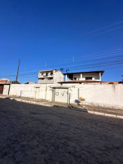Casa Espaçosa com Área de Lazer Completa na Praia do Francês